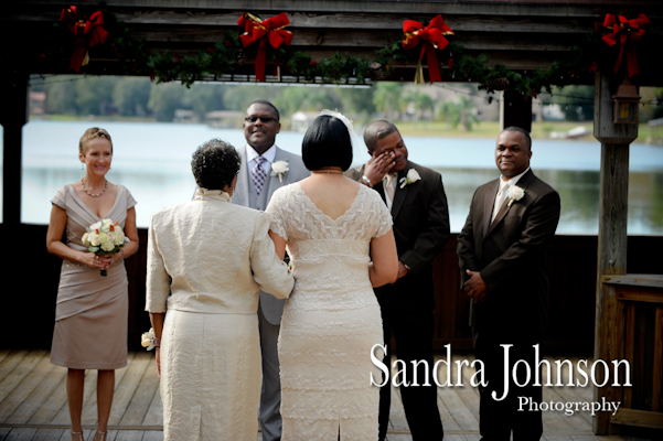 Best Orlando Wedding photographer - Sandra Johnson (SJFoto.com)
